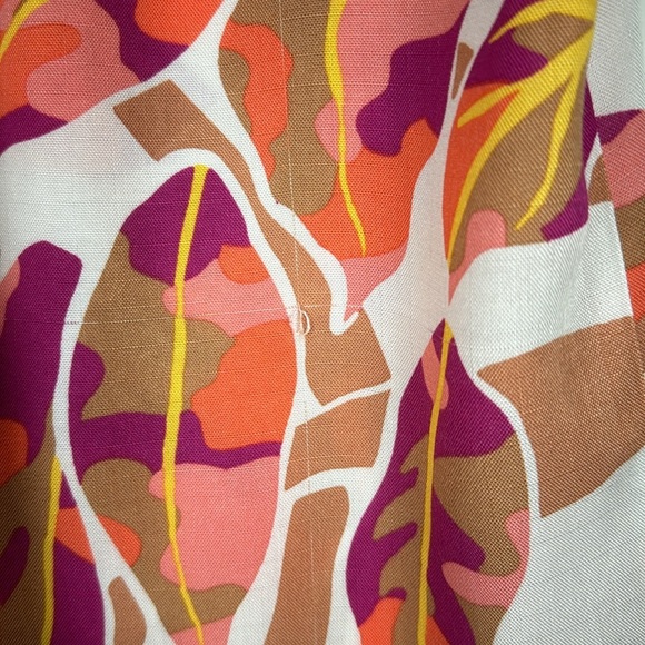 Jane & Delancey top Sz L NWT SS crème Orange  Purple Gold Leaf design button up - Picture 7 of 8